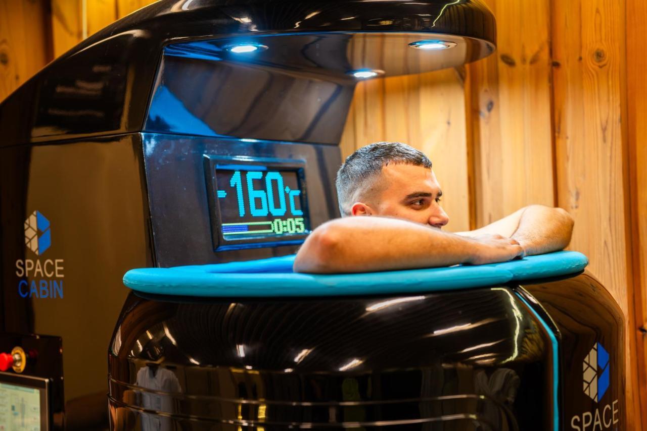 Lucky Bansko Aparthotel Spa & Relax Kültér fotó Cryotherapy session